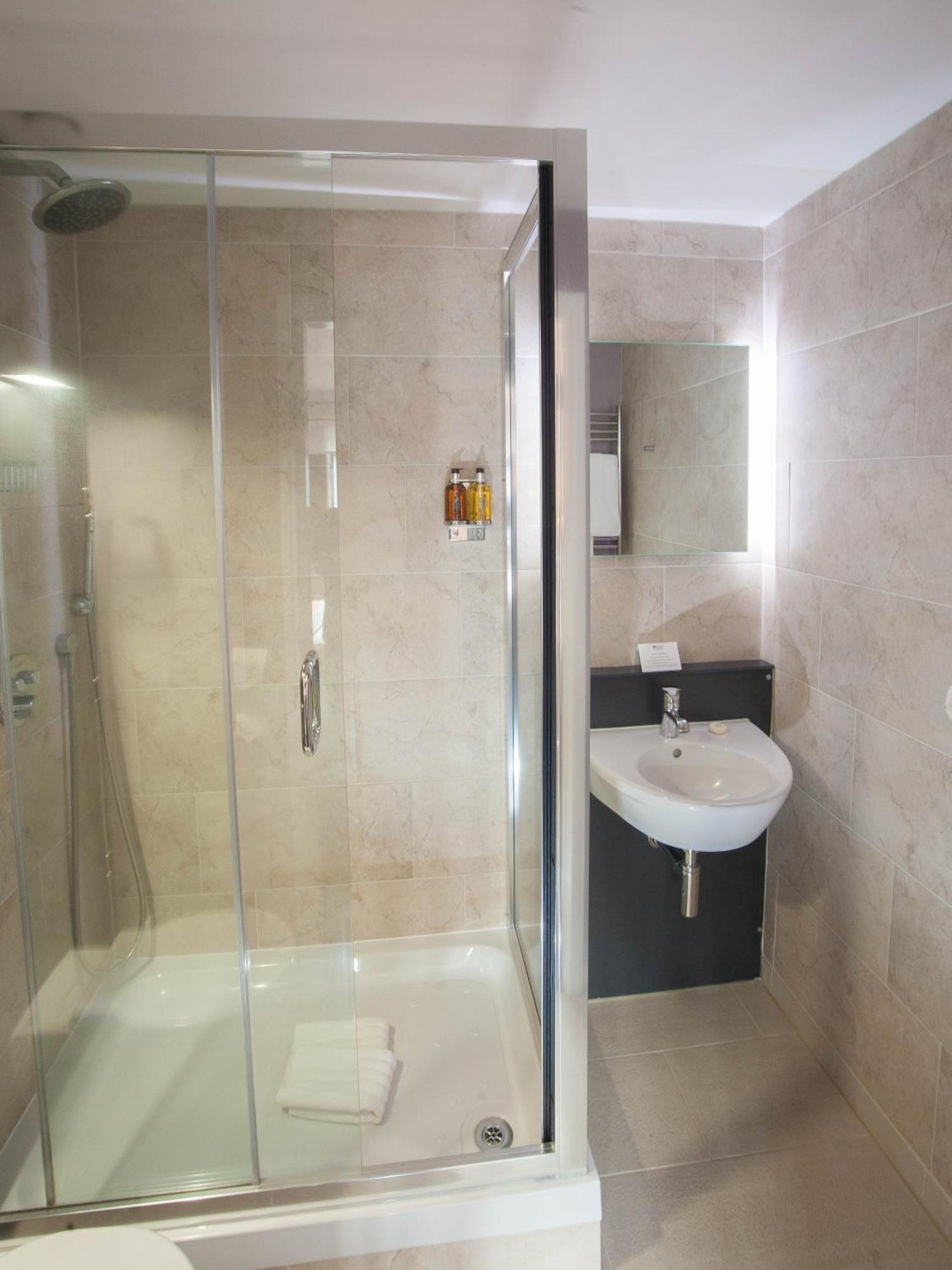Greenlands Hotel Henley-on-Thames Bagian luar foto