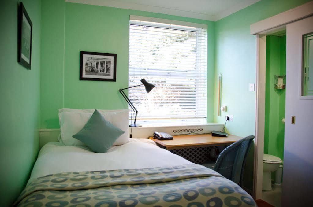 Greenlands Hotel Henley-on-Thames Bagian luar foto