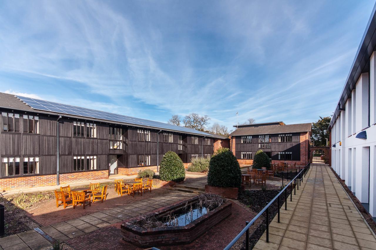Greenlands Hotel Henley-on-Thames Bagian luar foto